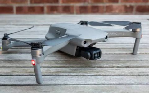 無(wú)人機(jī)價(jià)格，2020年最佳無(wú)人機(jī)：DJI，Parrot等適合初學(xué)者和專業(yè)人士的產(chǎn)品