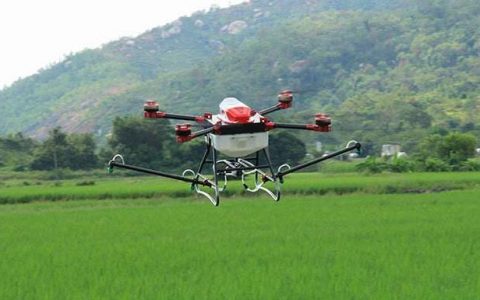 阻礙農用無人機大規(guī)模應用的關鍵在于“不劃算”。