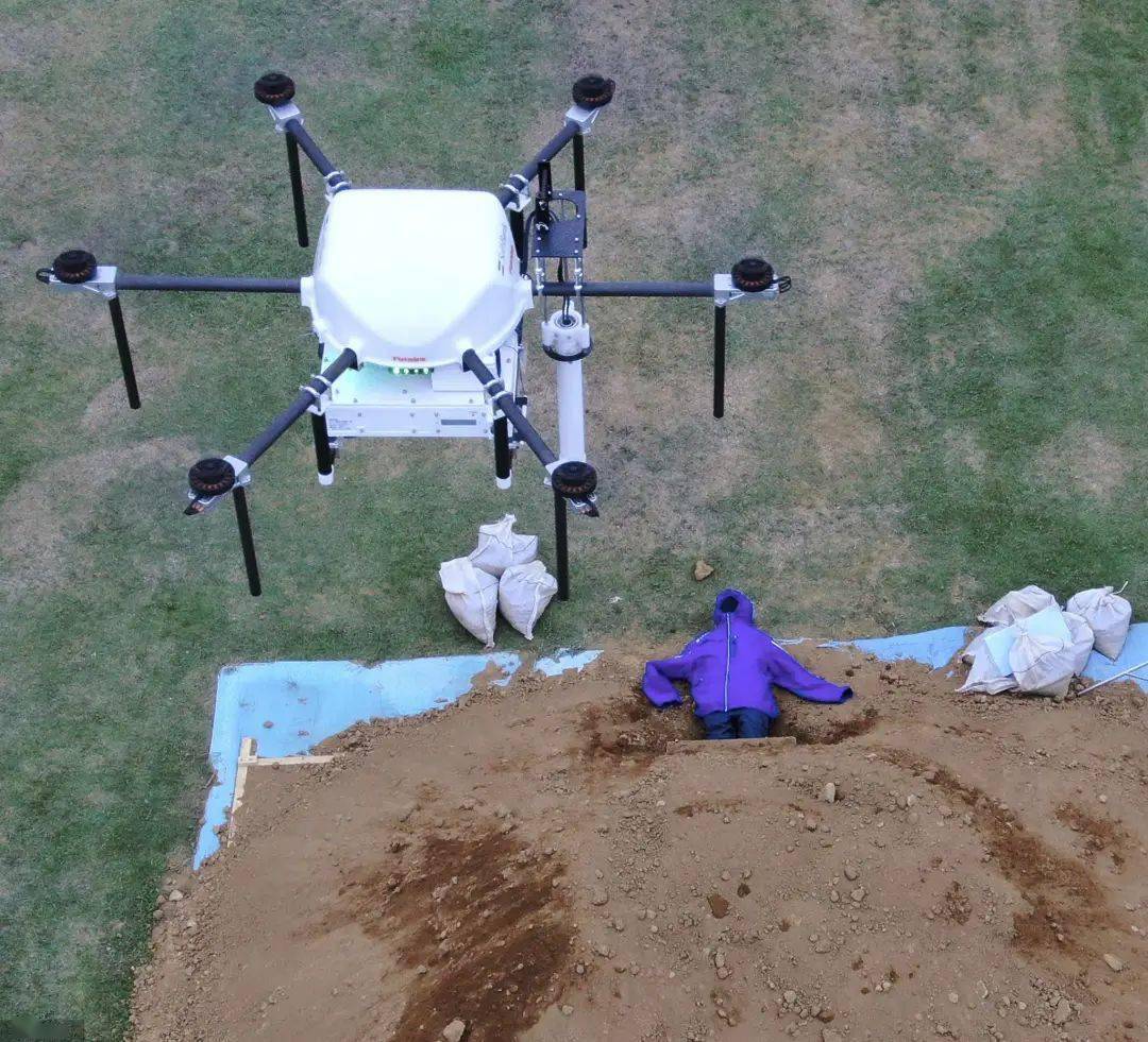 軟銀新型搜救無人機插圖2 無人機可獲取手機在掩埋區(qū)域的位置信息
