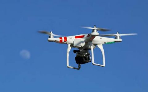 大疆御MAVIC AIR 2無人機(jī)斬獲中國(guó)工業(yè)設(shè)計(jì)金獎(jiǎng)
