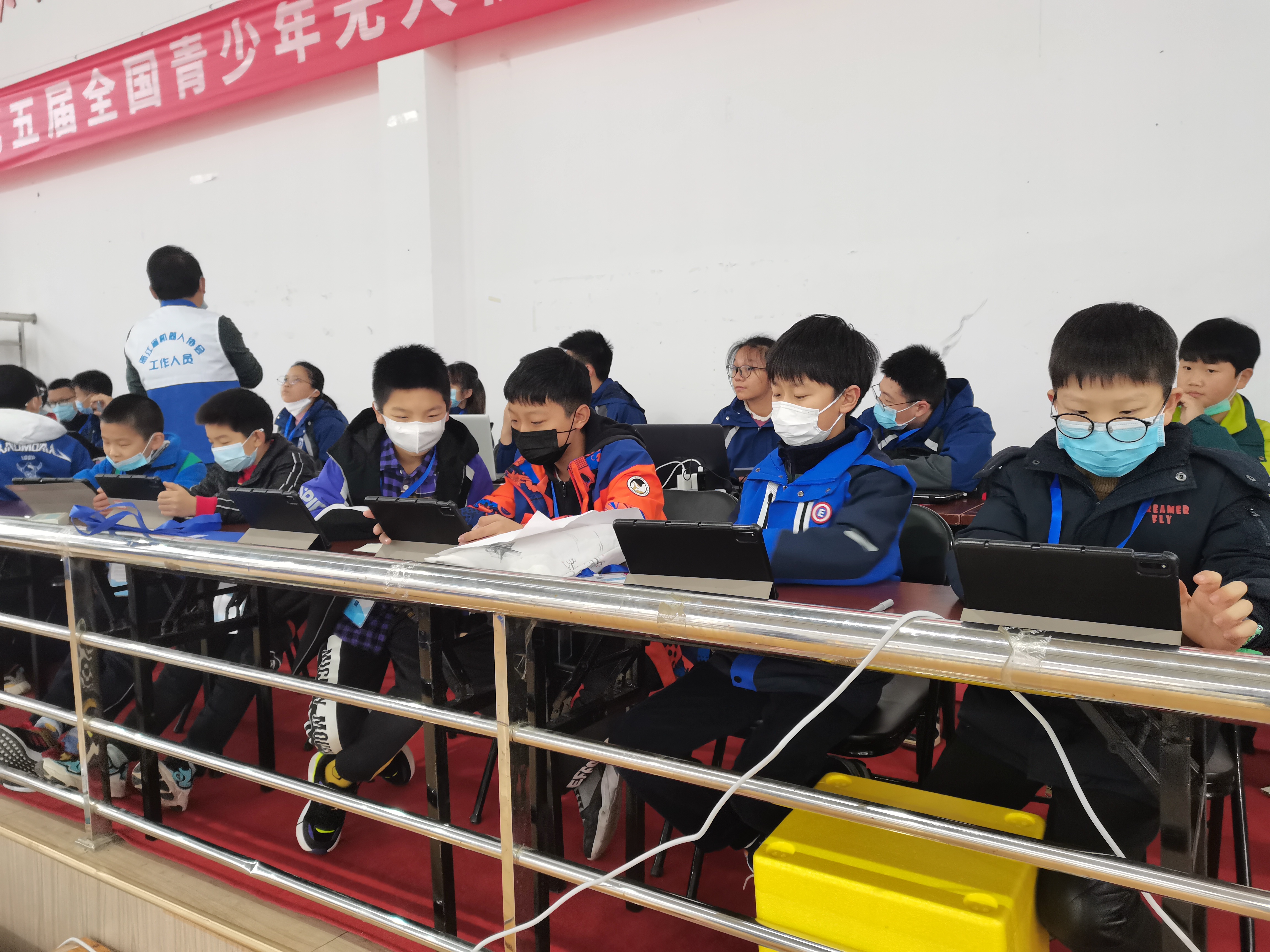 2021年貴州省安順青少年無人機(jī)比賽報(bào)名條件插圖 021年貴州省安順青少年無人機(jī)比賽報(bào)名條件"