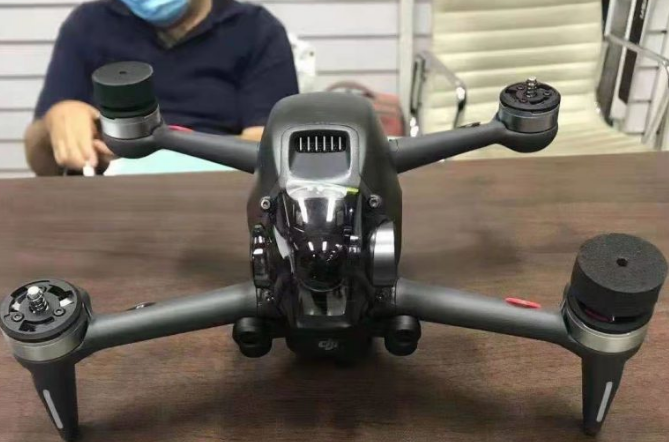 DJI FPV無(wú)人機(jī)最新細(xì)節(jié)照片流出-我愛(ài)無(wú)人機(jī)網(wǎng)插圖 DJI FPV無(wú)人機(jī)最新細(xì)節(jié)照片流出-我愛(ài)無(wú)人機(jī)網(wǎng)