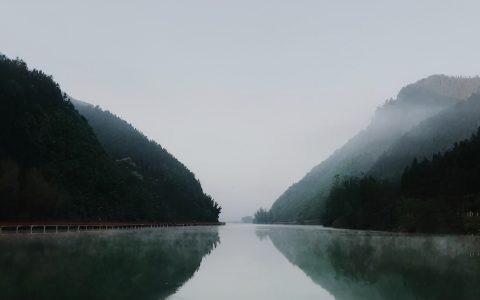 想不到吧？這個(gè)國(guó)慶無人機(jī)就將與你“不見不散”！
