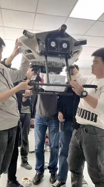 無(wú)人機(jī)物流應(yīng)用(無(wú)人機(jī)“空投”緊缺藥品)插圖 圖片