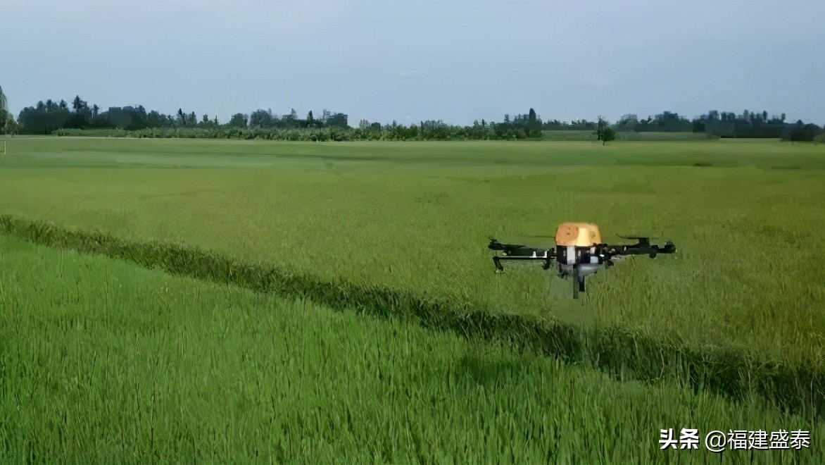無(wú)人機(jī)高溫天氣作業(yè)的注意事項(xiàng)(夏季無(wú)人機(jī)飛行要做到這四點(diǎn))插圖1 無(wú)人機(jī)夏季高溫天氣作業(yè)的注意事項(xiàng)